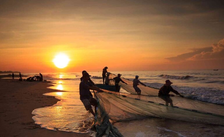 Unseasonal Rains Devastate Goa’s Fishing Sector, Fishermen Demand Immediate Relief