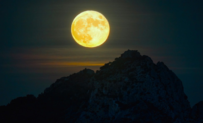 Goa Prepares for the Last Supermoon of 2025 With Statewide Skywatching Sessions